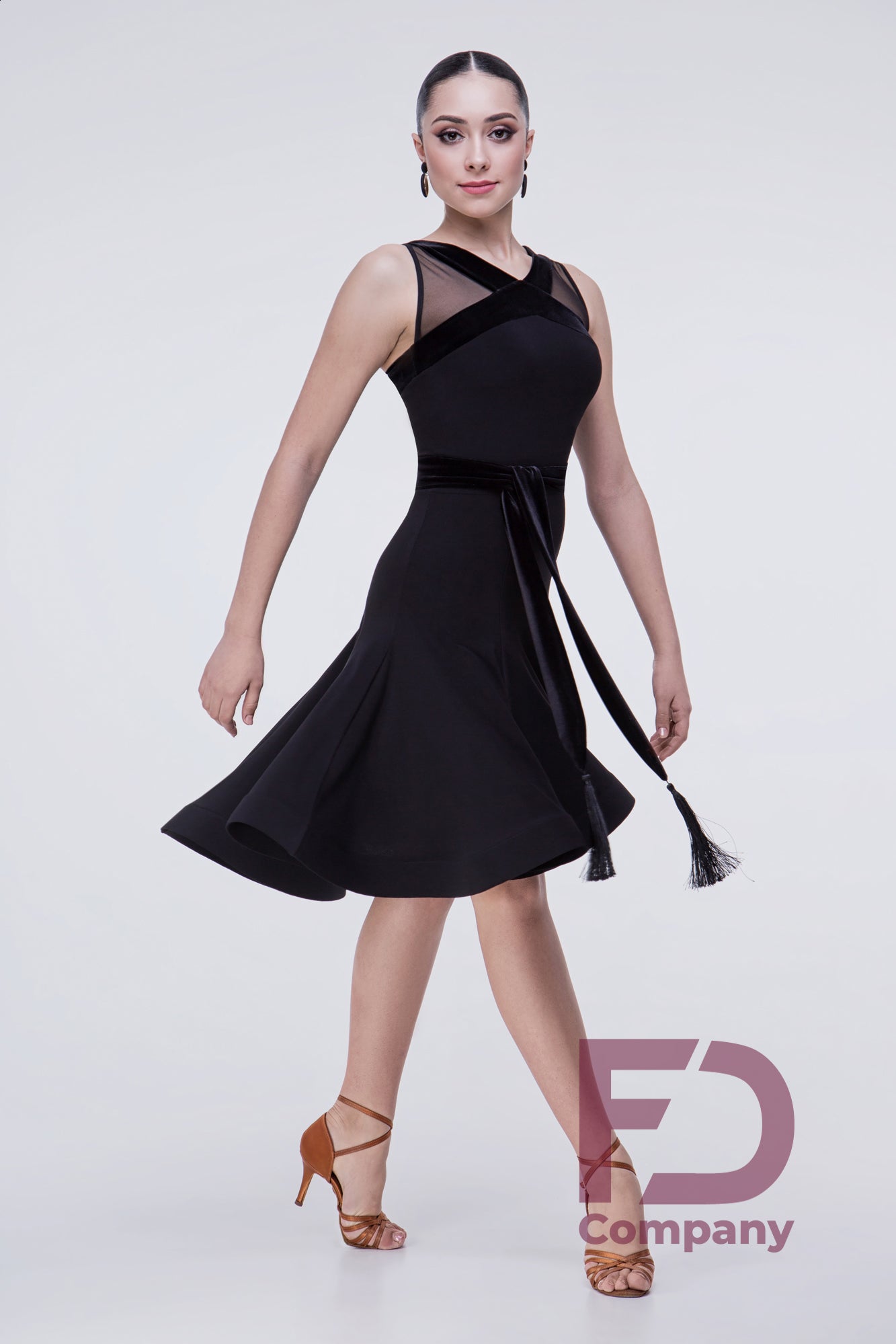 1090 FD Latein Kleid