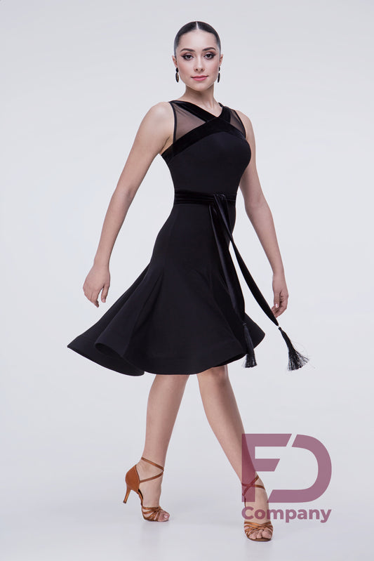 1090 FD Latein Kleid