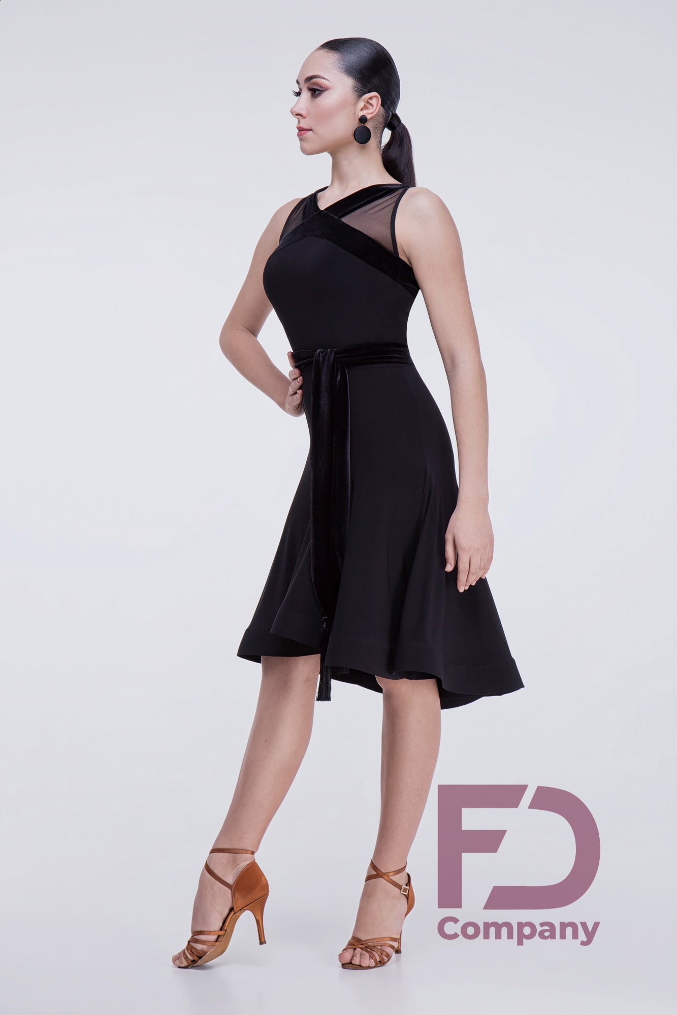 1090 FD Latein Kleid