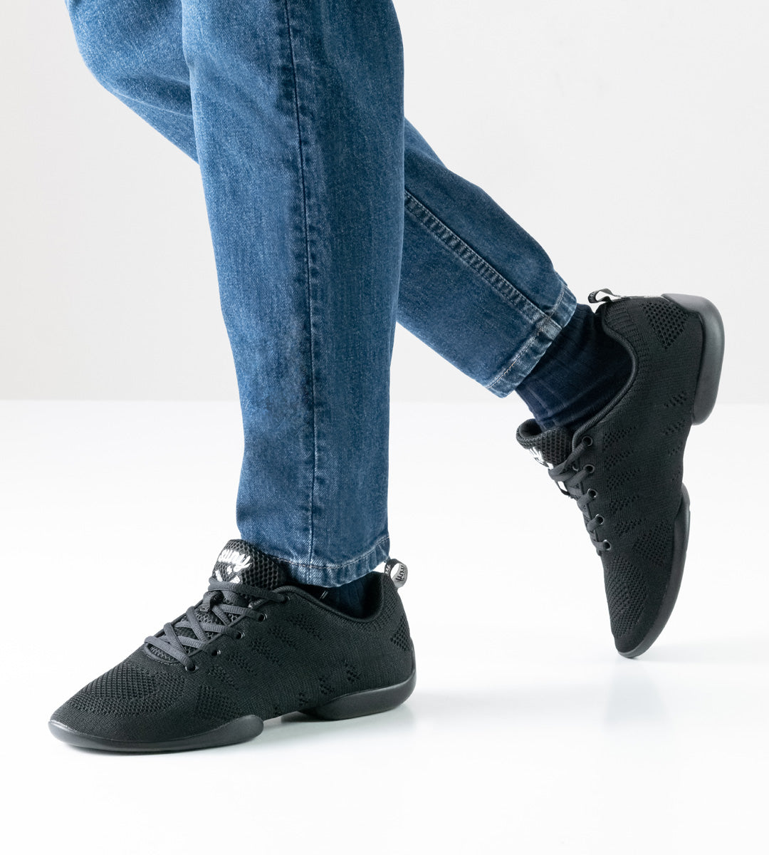 4020 Suny Sneaker