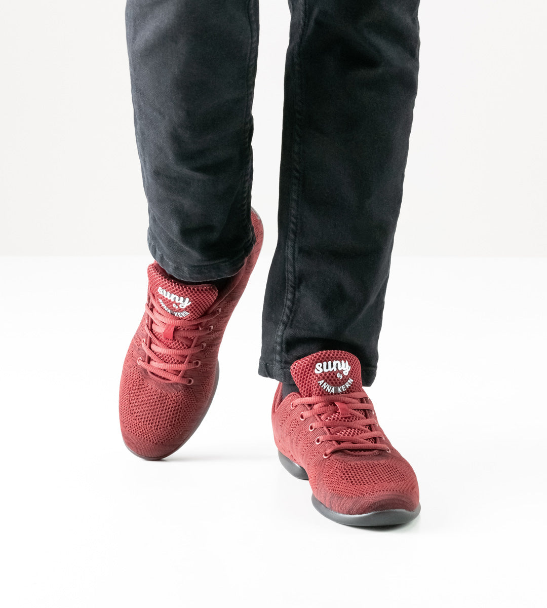 4035 Suny Sneaker