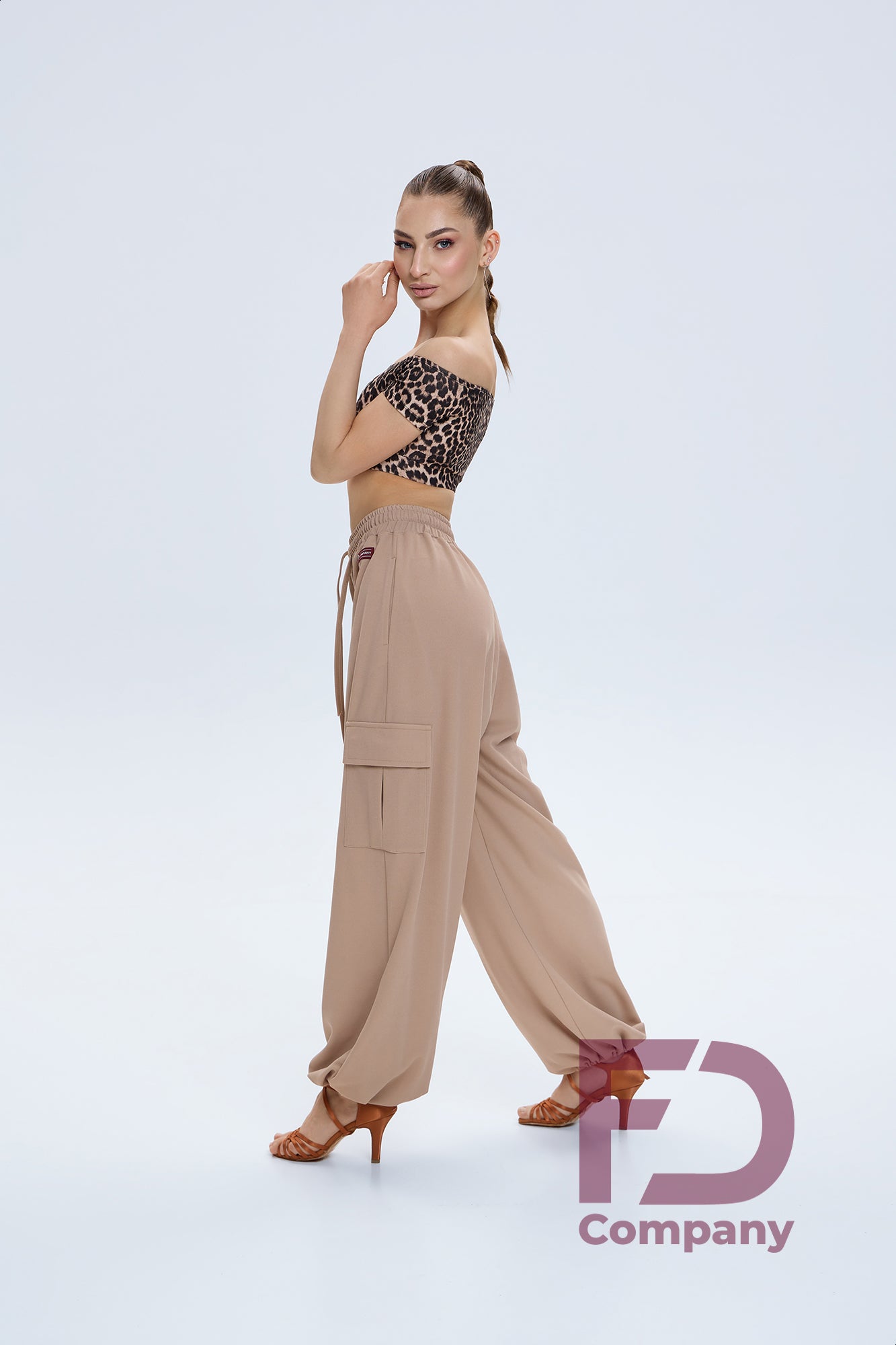 1519 FD Damen Hose