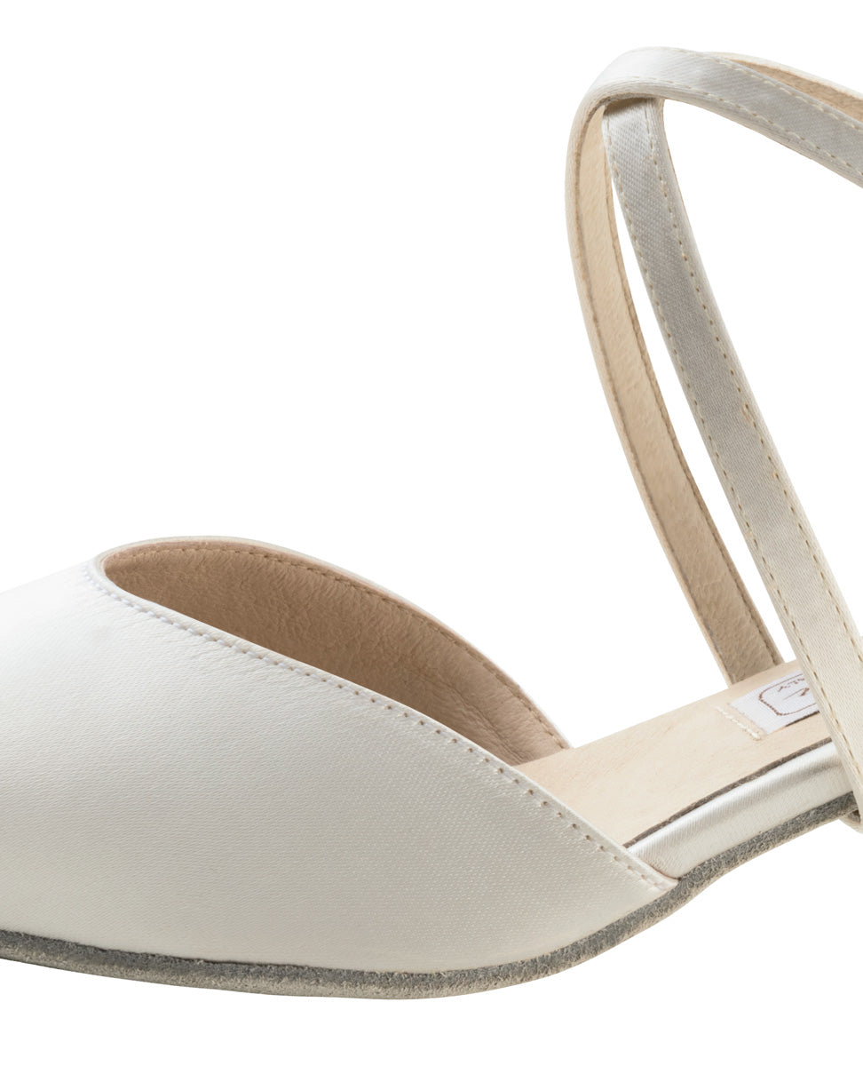 Patty 55  Satin weiß